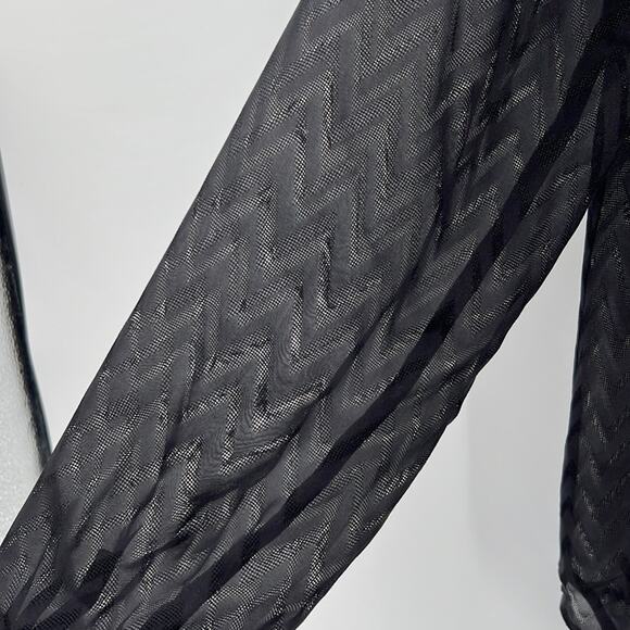 L'AGENCE Semi-Sheer Chevron Long Sleeve Button Down - Black - 4 - New with tags - Picture 7 of 9